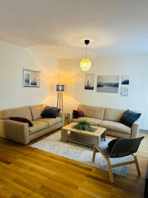 Appartement Spacieux En Centre Ville Вандом Экстерьер фото